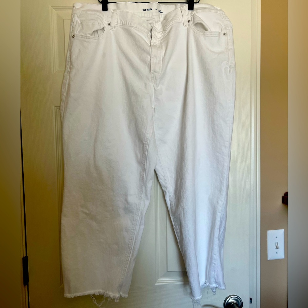 White boyfriend old navy jeans size 20